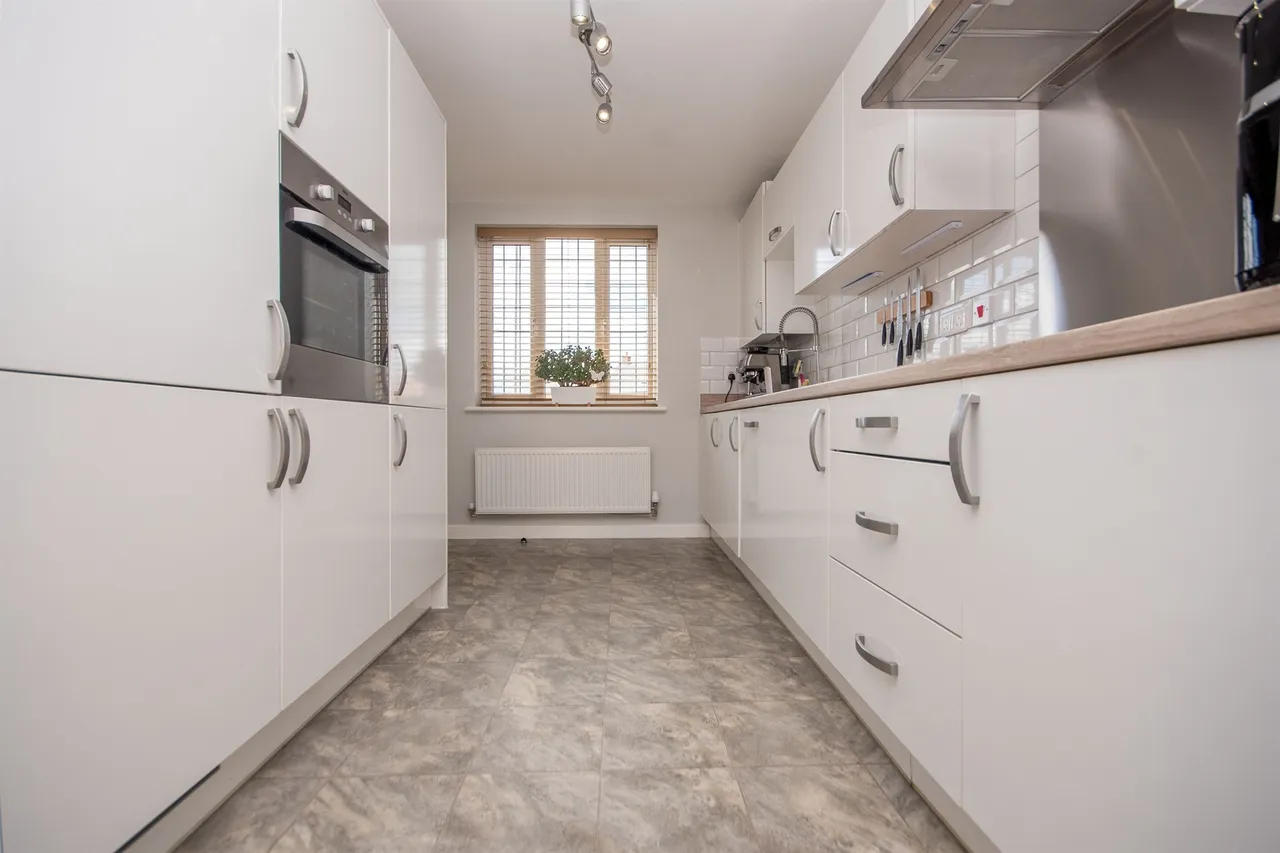 Cannock Crescent, Kettering, NN14, photo 6