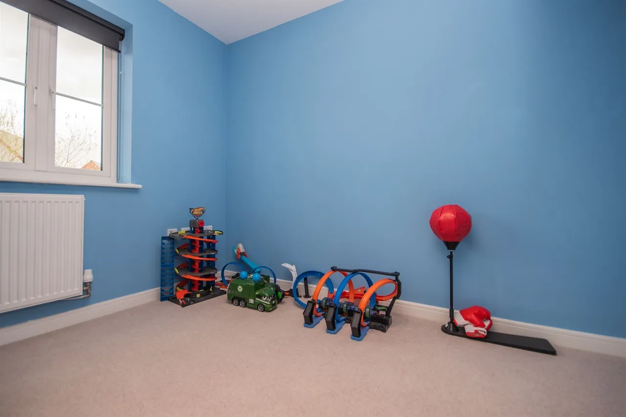Cannock Crescent, Kettering, NN14, photo 11