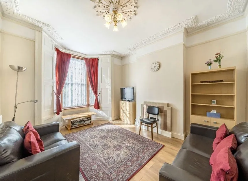 Evershot Road, Finsbury Park, N4, photo 2