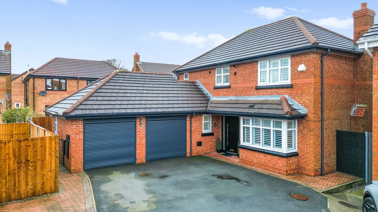 4 bed house for sale, Hedworth Gardens, St. Helens, WA9