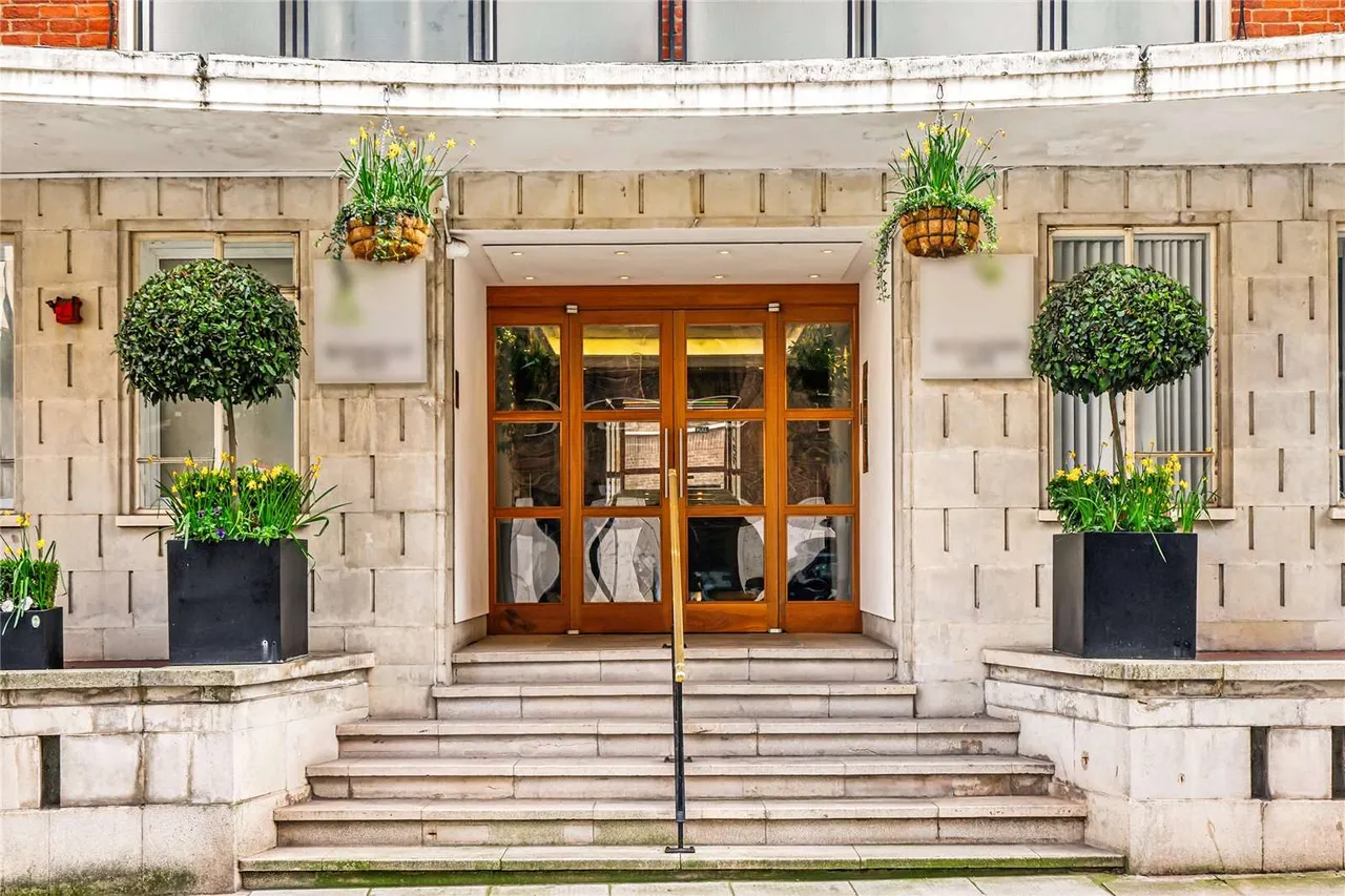 3 bed flat for sale — Buckingham Gate, London, SW1E 6PA