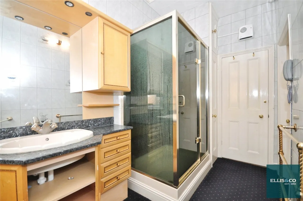 Church Crescent, Finchley, N3, photo 15