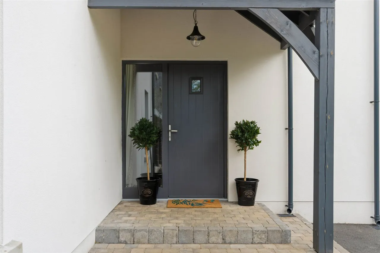 Seven Mile Straight, Templepatrick, BT41, photo 5
