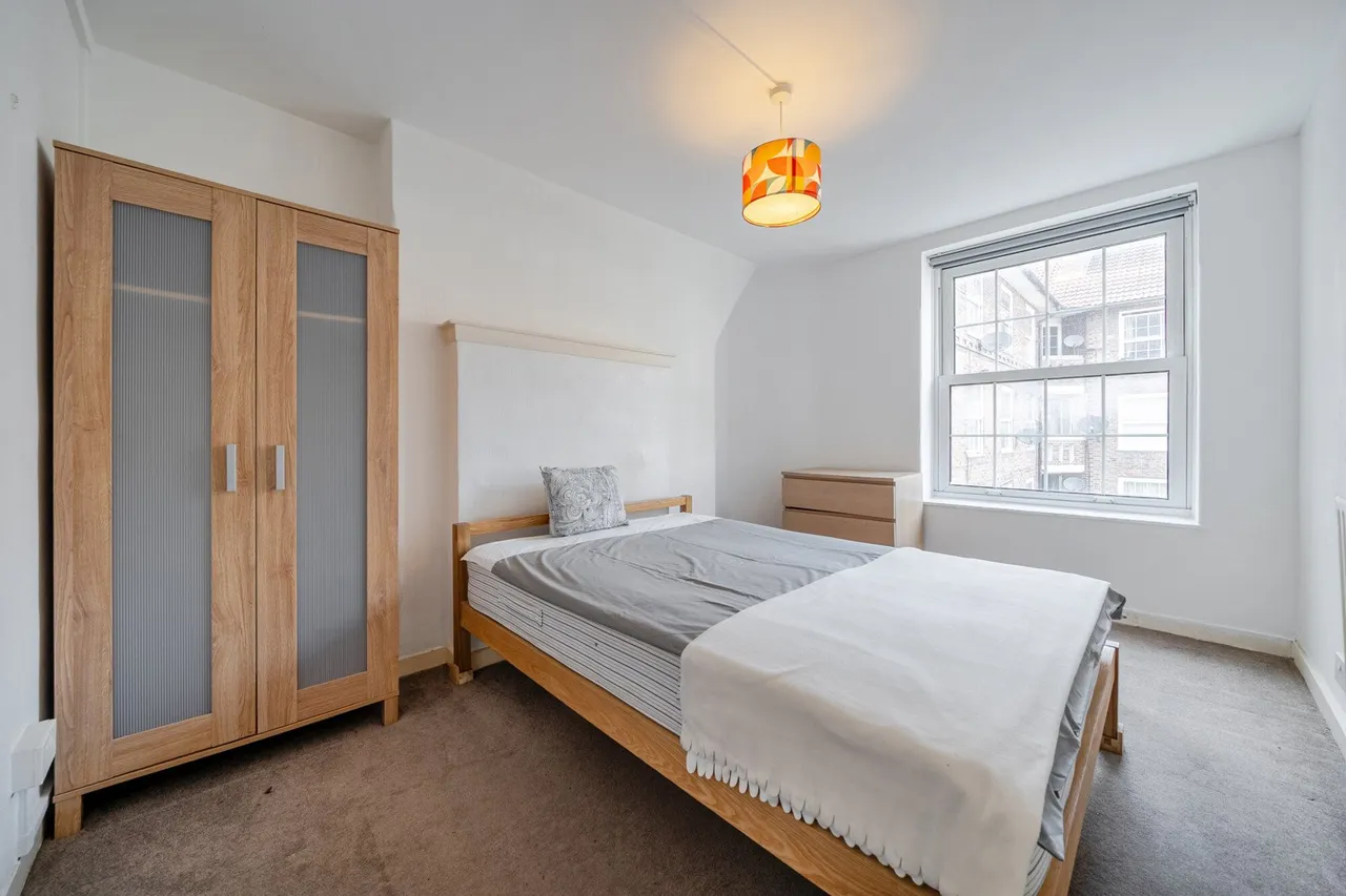 Vauxhall Street, SE11, photo 10