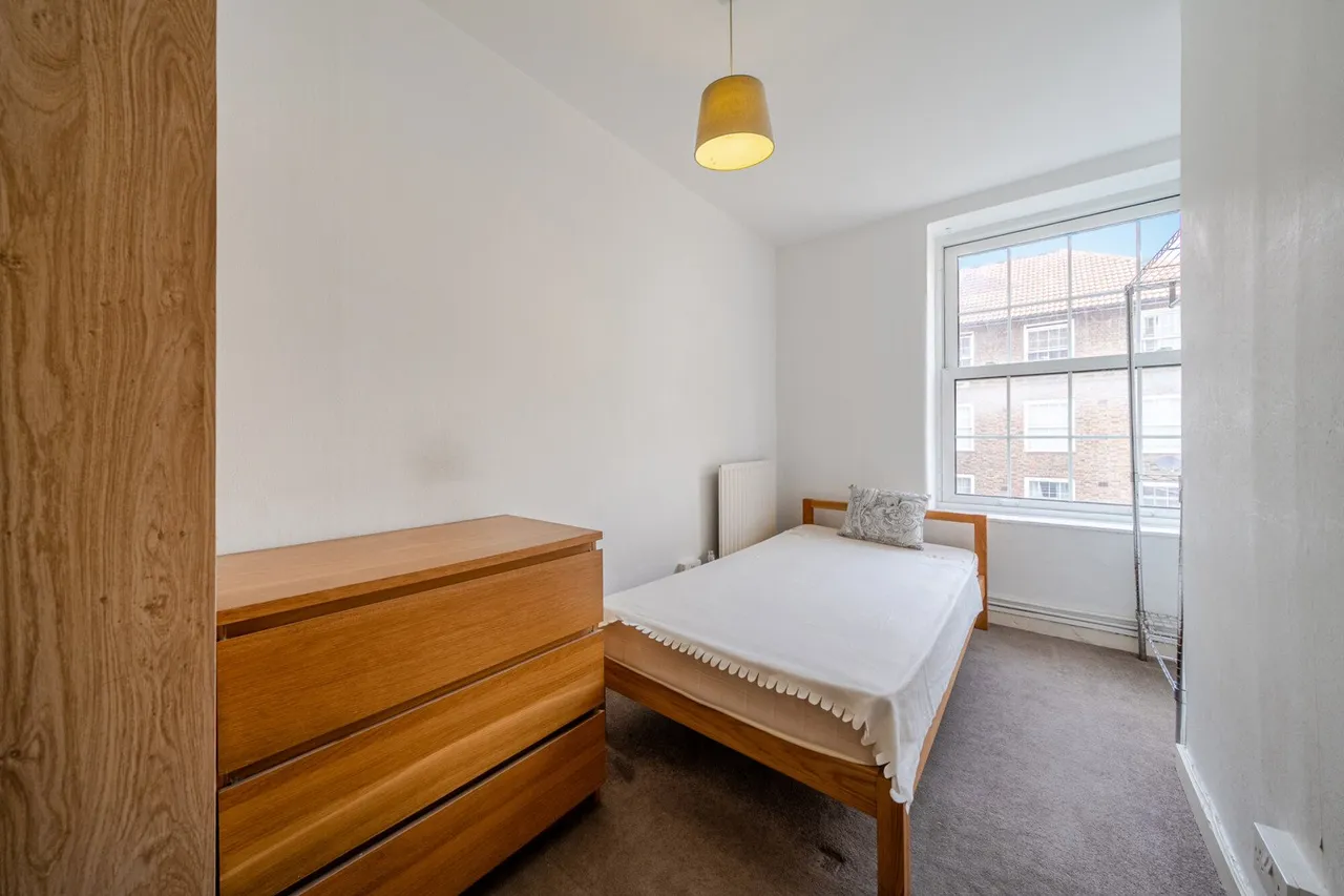 Vauxhall Street, SE11, photo 5
