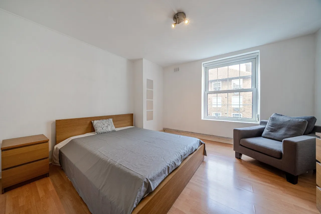 Vauxhall Street, SE11, photo 2