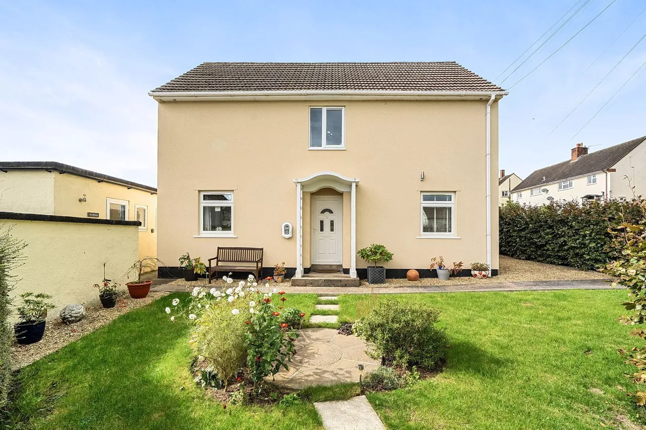 3 bed house for sale, Balch Road, Wells, BA5