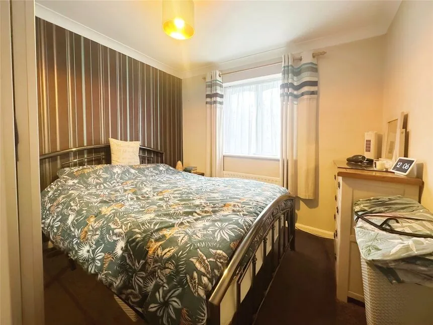 Hazel Court, Chalfont Road, Hertfordshire, WD3, photo 6