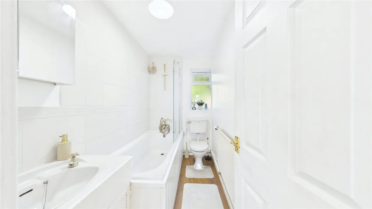 Mowbray Road, SE19, photo 17