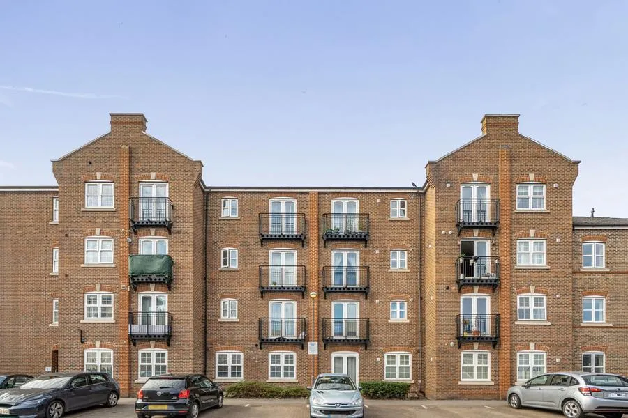 Coxhill Way, Aylesbury, HP21, photo 18