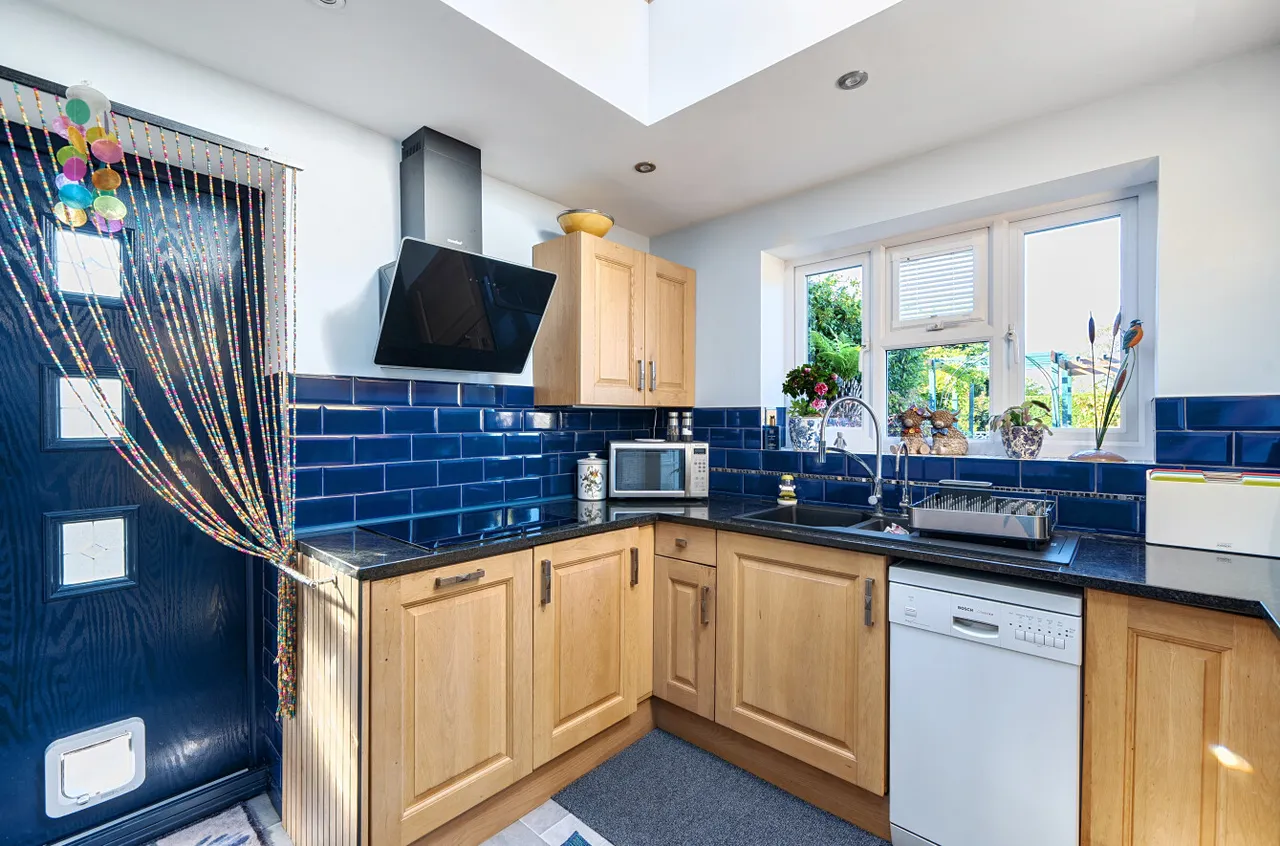 Warrington Road, Paddock Wood, TN12, photo 7