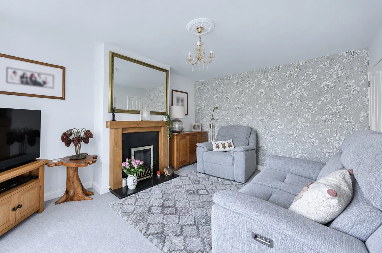 Warrington Road, Paddock Wood, TN12, photo 4