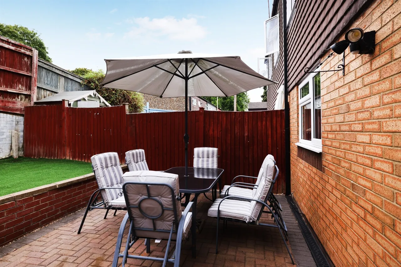 Pilgrims Way, Andover, SP10, photo 19