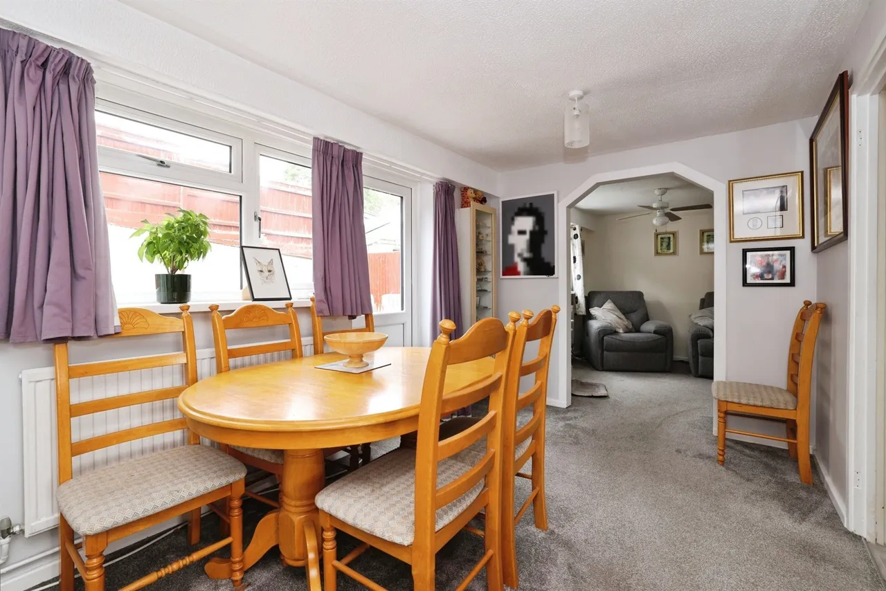 Pilgrims Way, Andover, SP10, photo 5