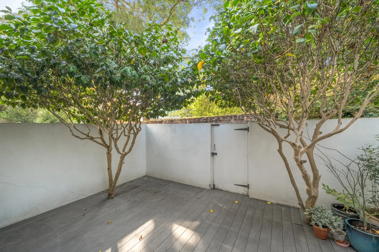Phillimore Gardens Close, London, W8, photo 10