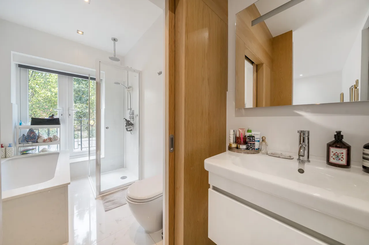 Phillimore Gardens Close, London, W8, photo 19