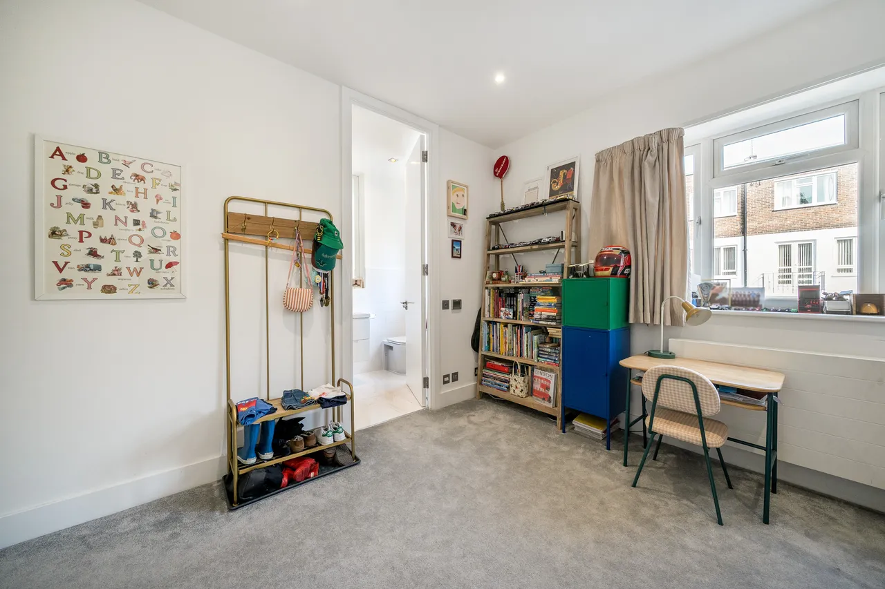 Phillimore Gardens Close, London, W8, photo 24