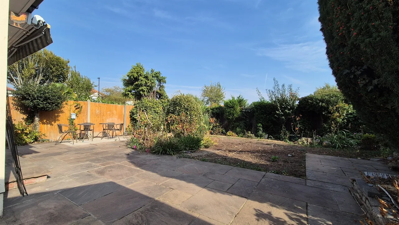 Churchbury Lane, Enfield, EN1, photo 16