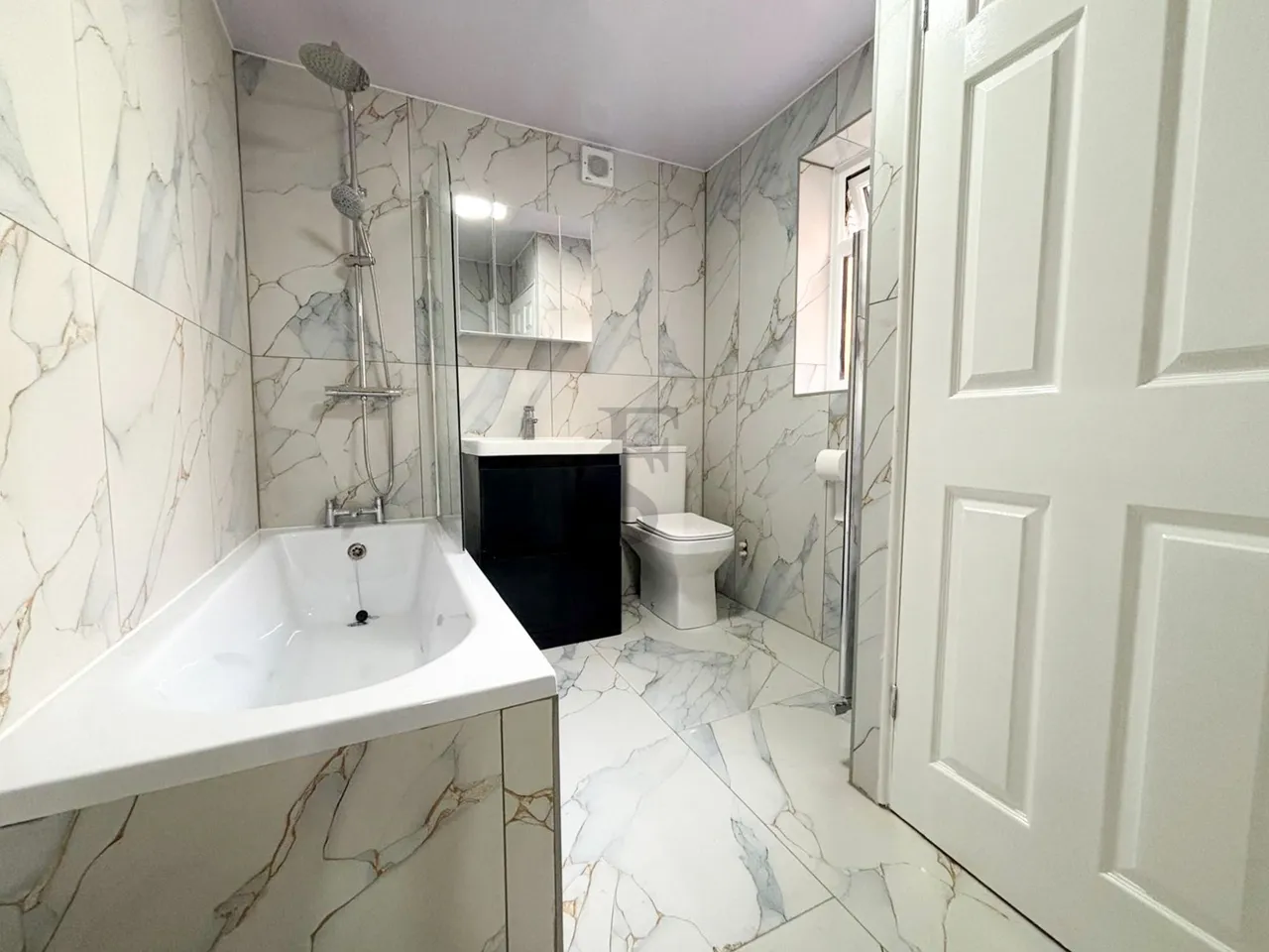 Tudor Road, Leicester, LE3, photo 9