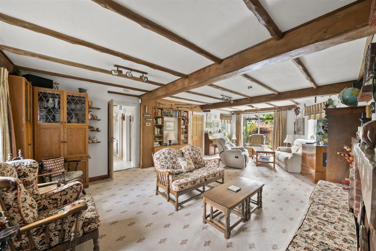 Highfield Drive, Ickenham, photo 15