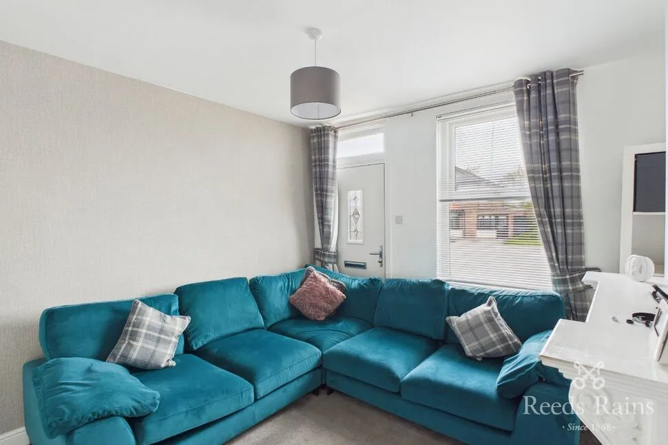 Denby Dale Road, Calder Grove, West Yorkshire, WF4, photo 3