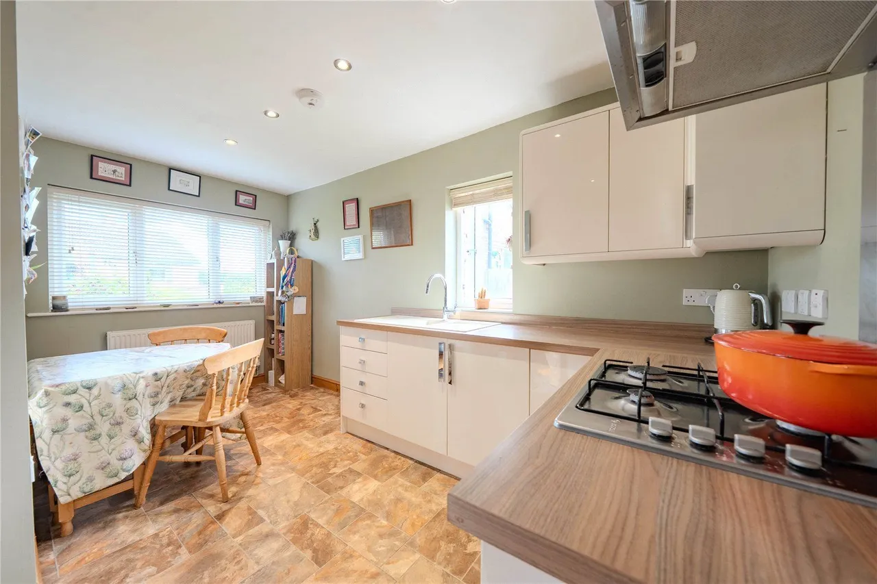 Ellerker Road, Thorner, LS14, photo 4