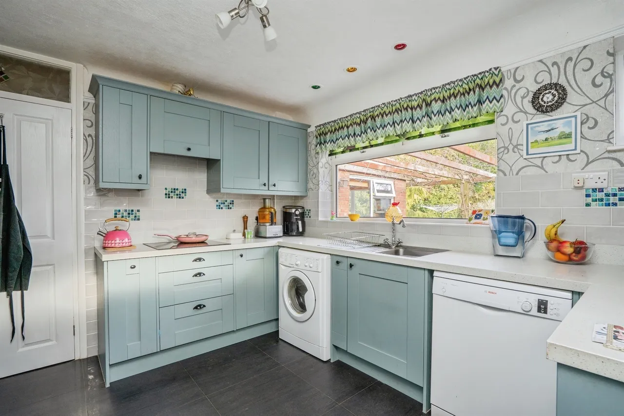 Lion Road, Bognor Regis, PO21, photo 3