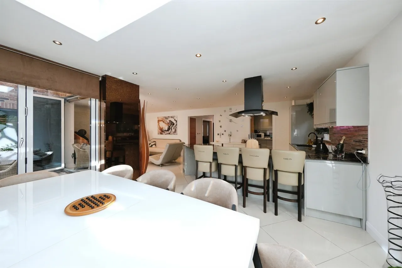 Three Tuns Road, Eastwood, NG16, photo 10