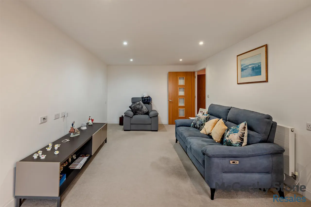 Studio Way, Borehamwood, WD6, photo 7