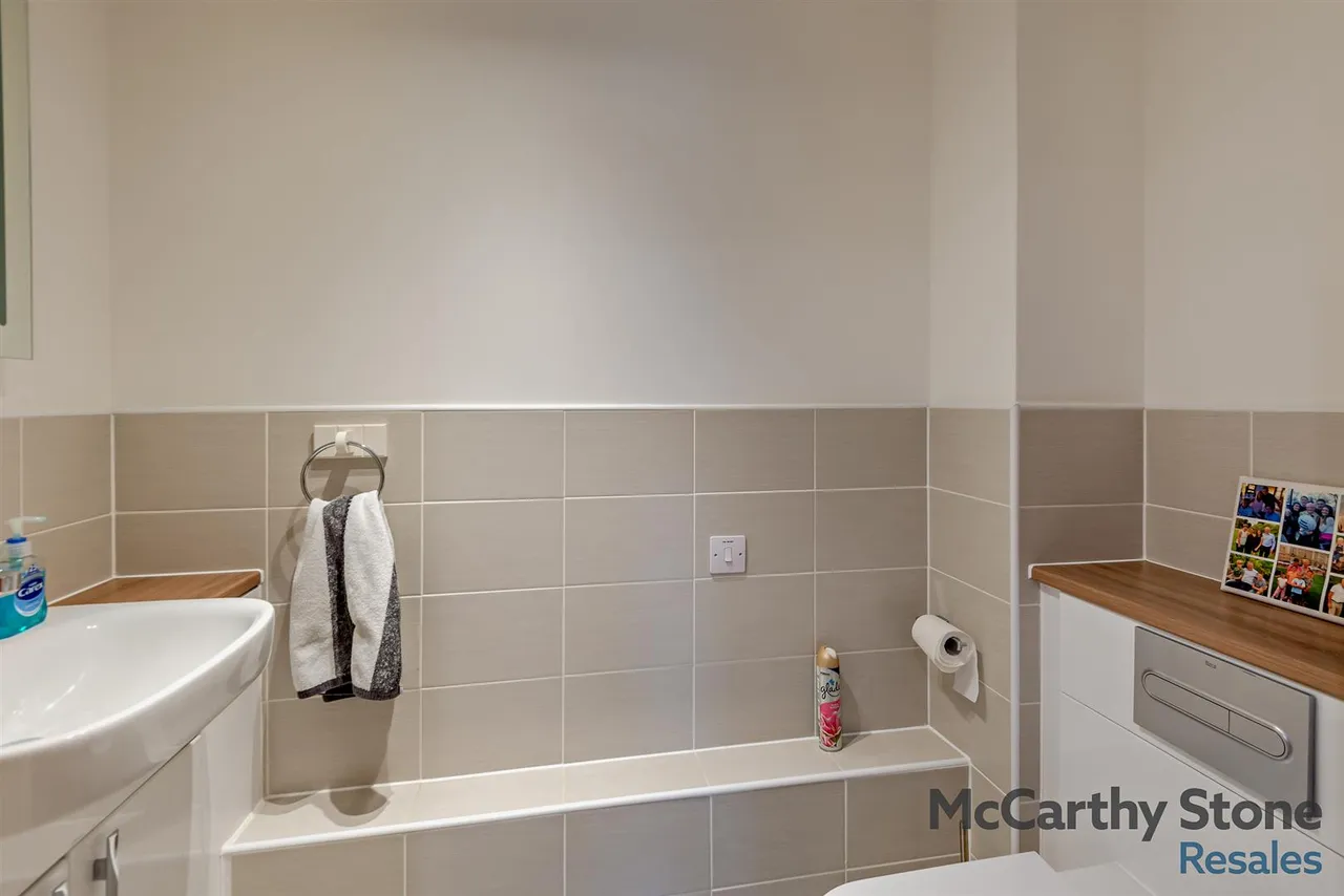Studio Way, Borehamwood, WD6, photo 8