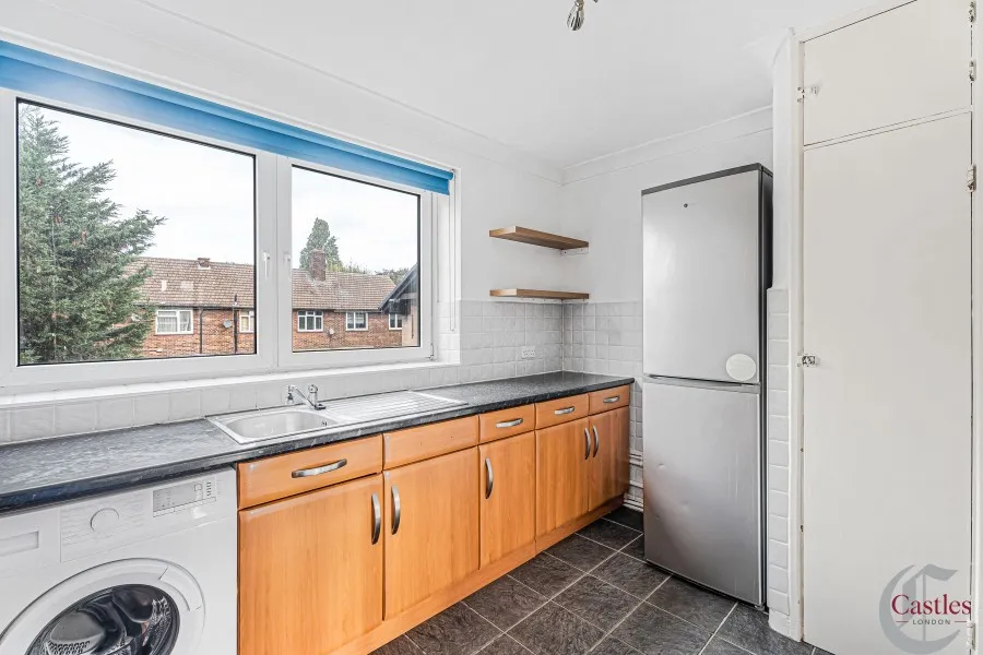 Asplins Road, Tottenham, N17, photo 3