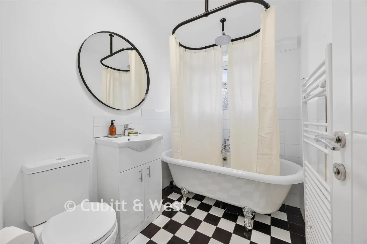 Overbury Crescent, New Addington, CR0, photo 12