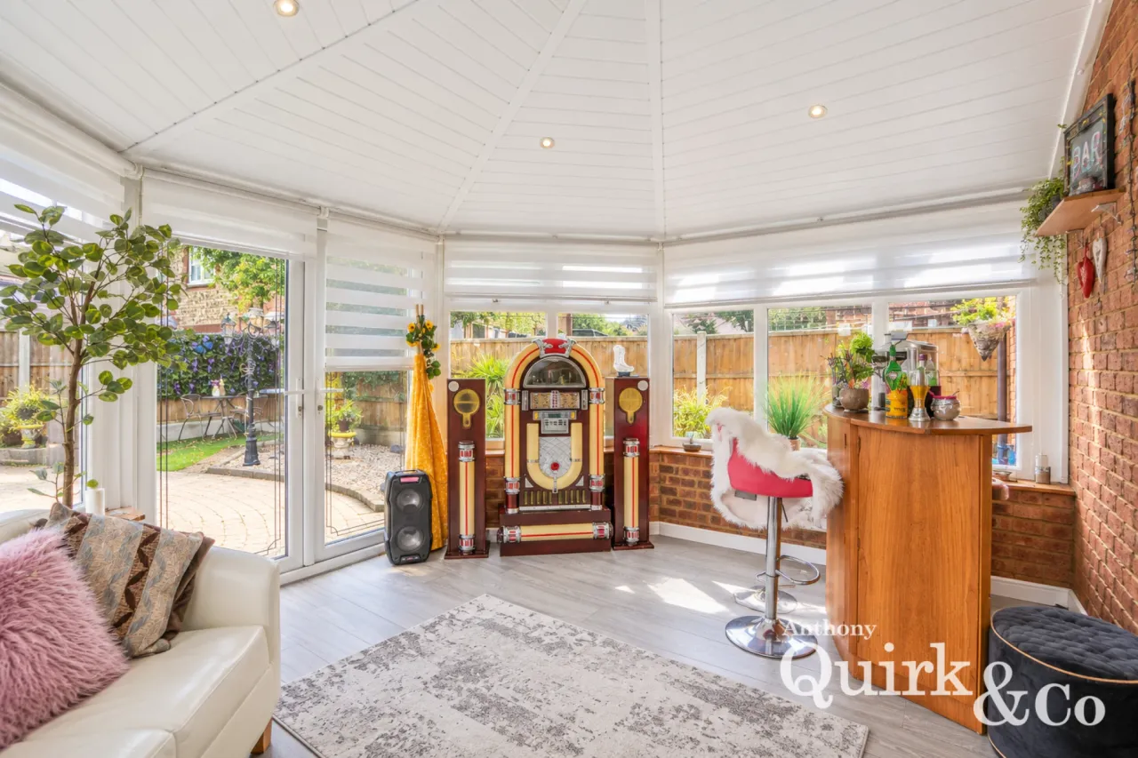 Tamarisk, Benfleet, SS7, photo 13