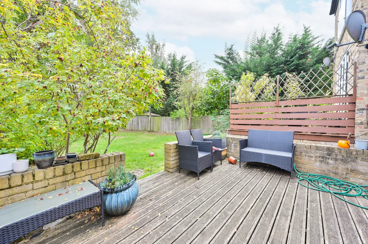 Flat 4, 3 Marchwood Crescent, London, photo 10