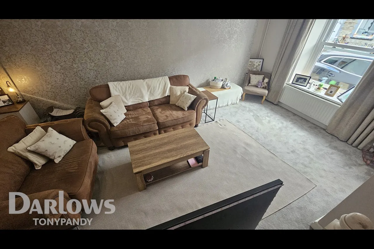 Bank Street, Penygraig, CF40, photo 2