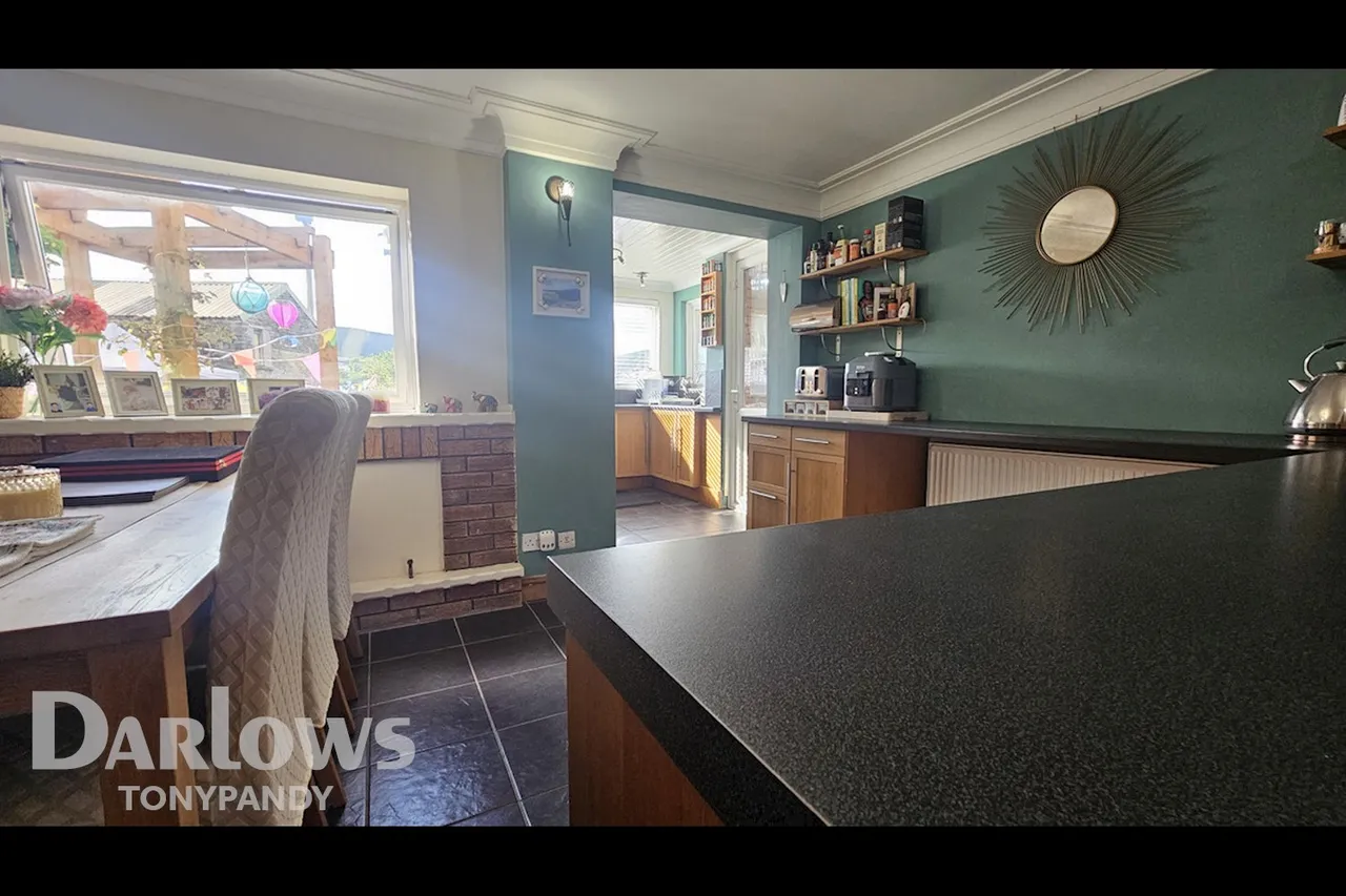 Bank Street, Penygraig, CF40, photo 7