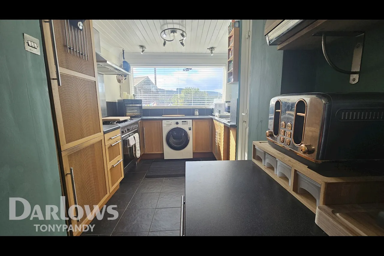 Bank Street, Penygraig, CF40, photo 9