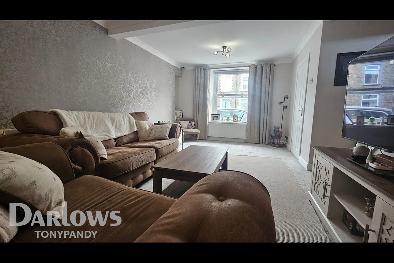 Bank Street, Penygraig, CF40, photo 5