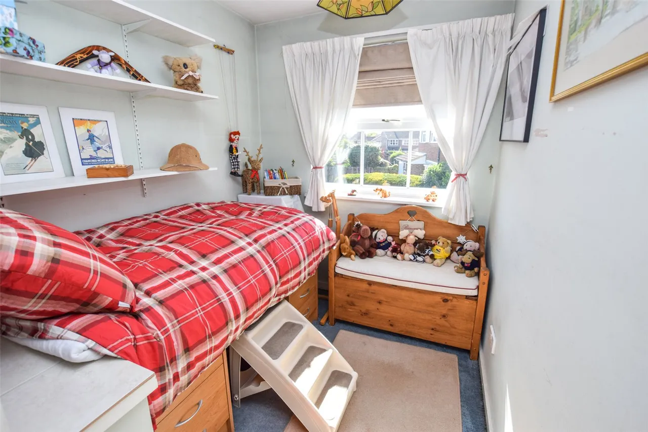 Thirlmere Close, Farnborough, Hampshire, GU14 0LG, photo 15