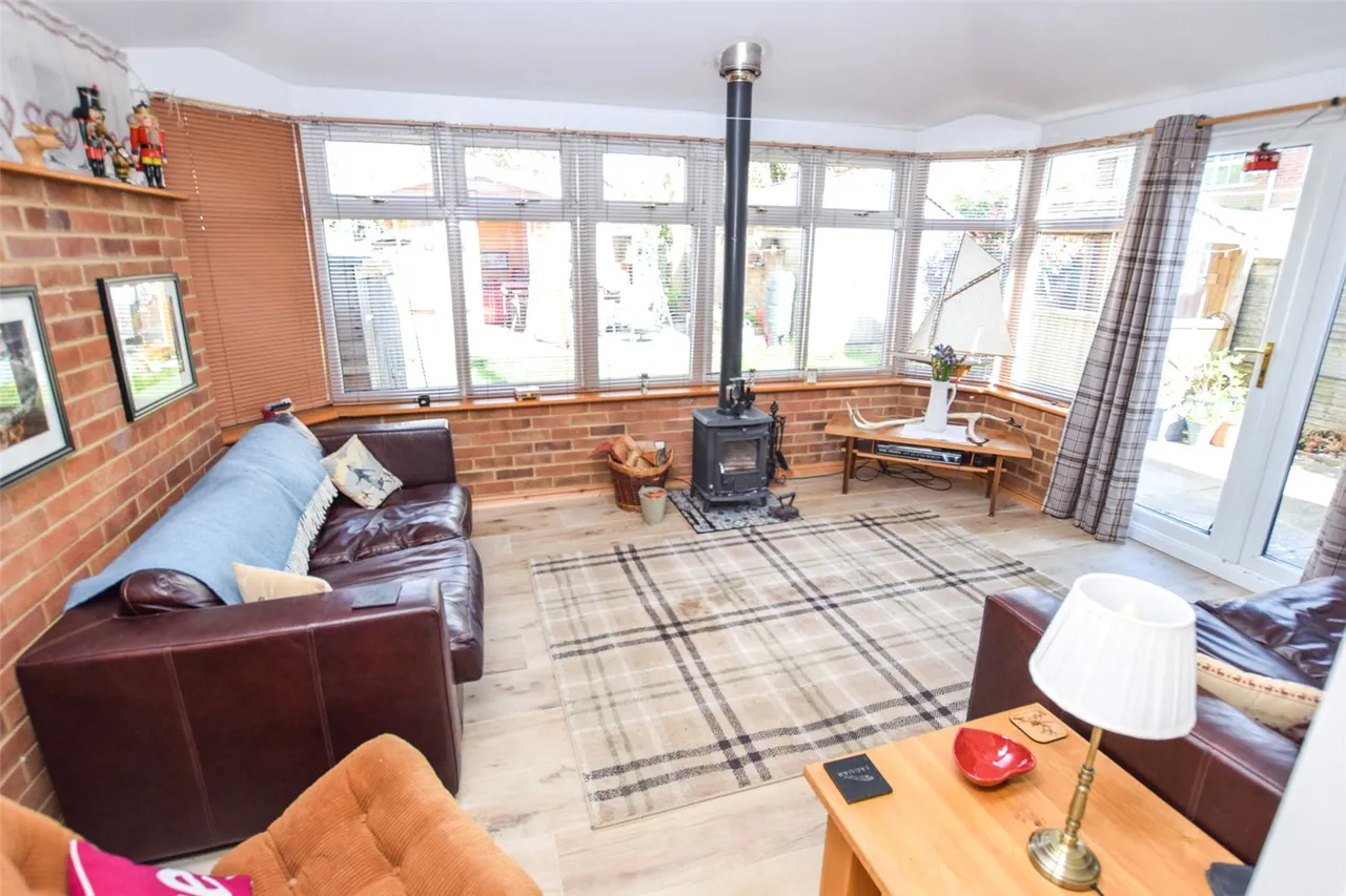 Thirlmere Close, Farnborough, Hampshire, GU14 0LG, photo 3
