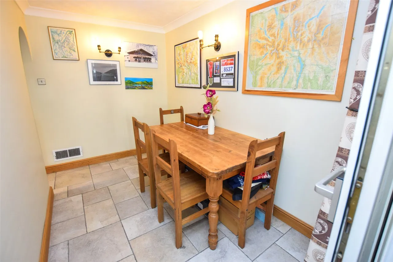 Thirlmere Close, Farnborough, Hampshire, GU14 0LG, photo 5