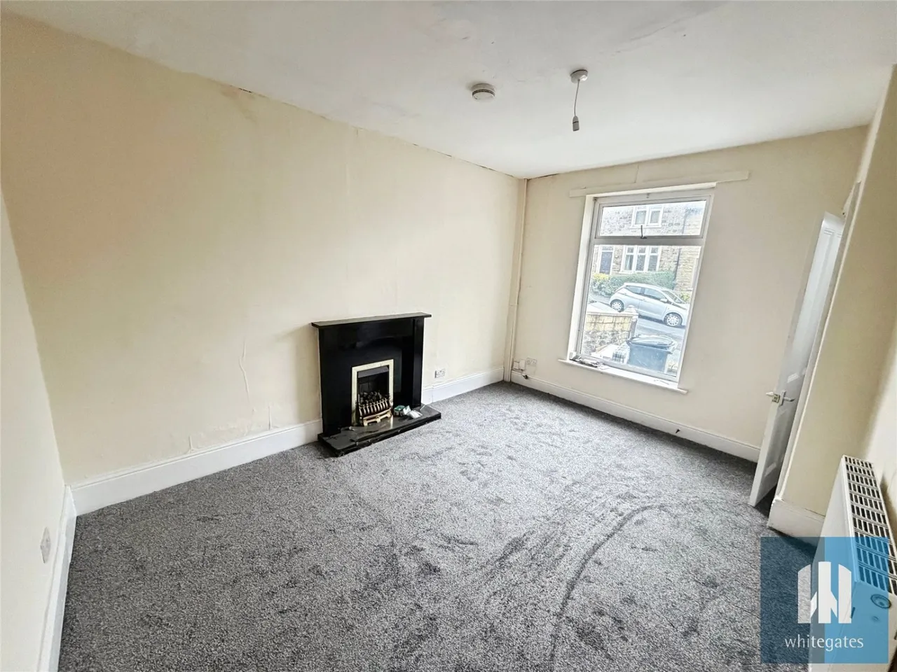North Street, Lockwood, HD1, photo 3
