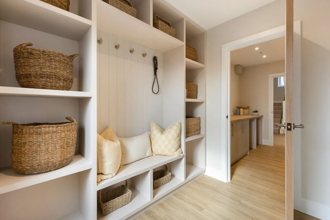 Loveall House, The Lawns, Banstead, SM7, photo 8