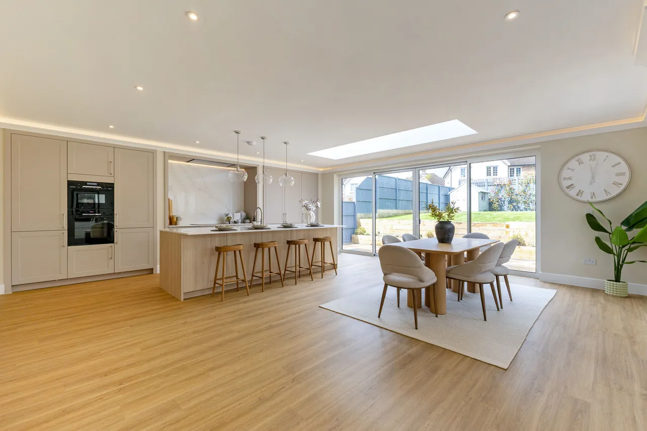 Loveall House, The Lawns, Banstead, SM7, photo 6