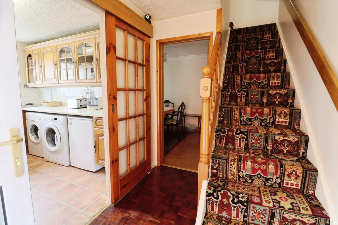 Church Meadow, Llantwit Major, CF61, photo 5