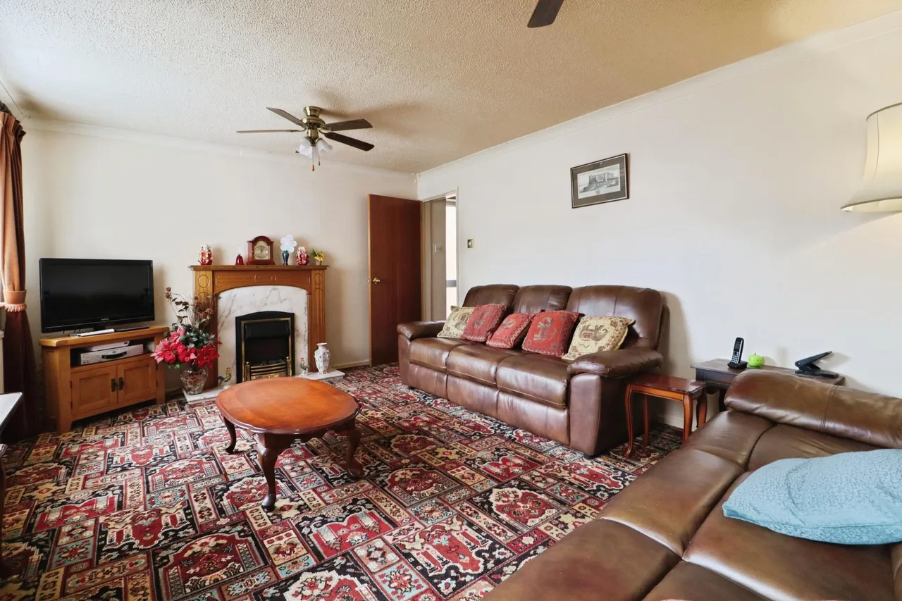 Church Meadow, Llantwit Major, CF61, photo 4