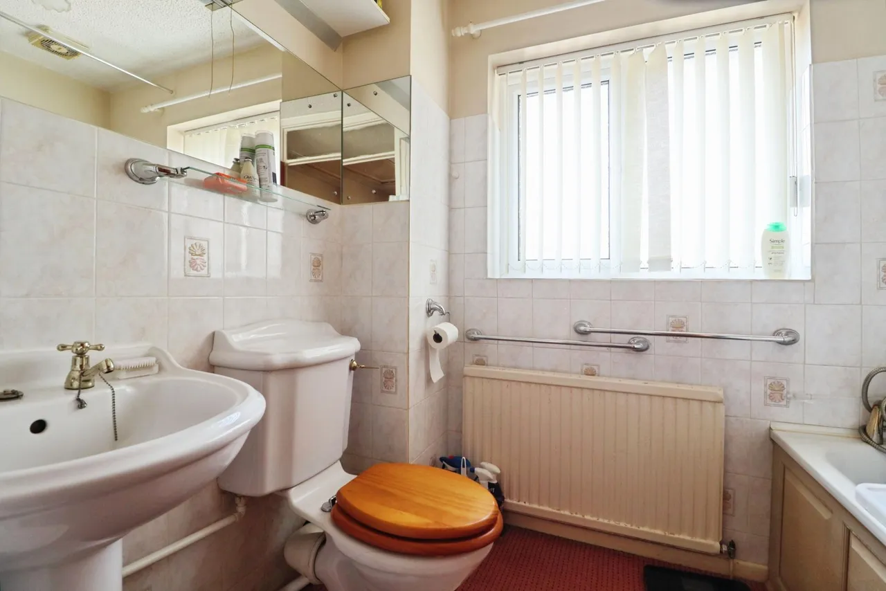 Church Meadow, Llantwit Major, CF61, photo 13