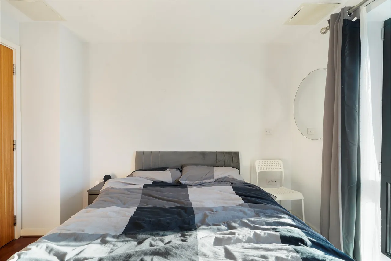 Uxbridge Road, London, W13, photo 8