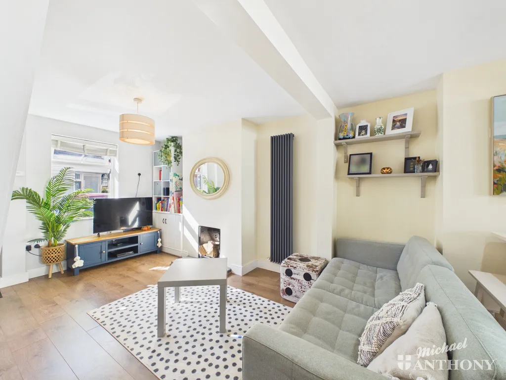 High Street, Wing, LU7, photo 8