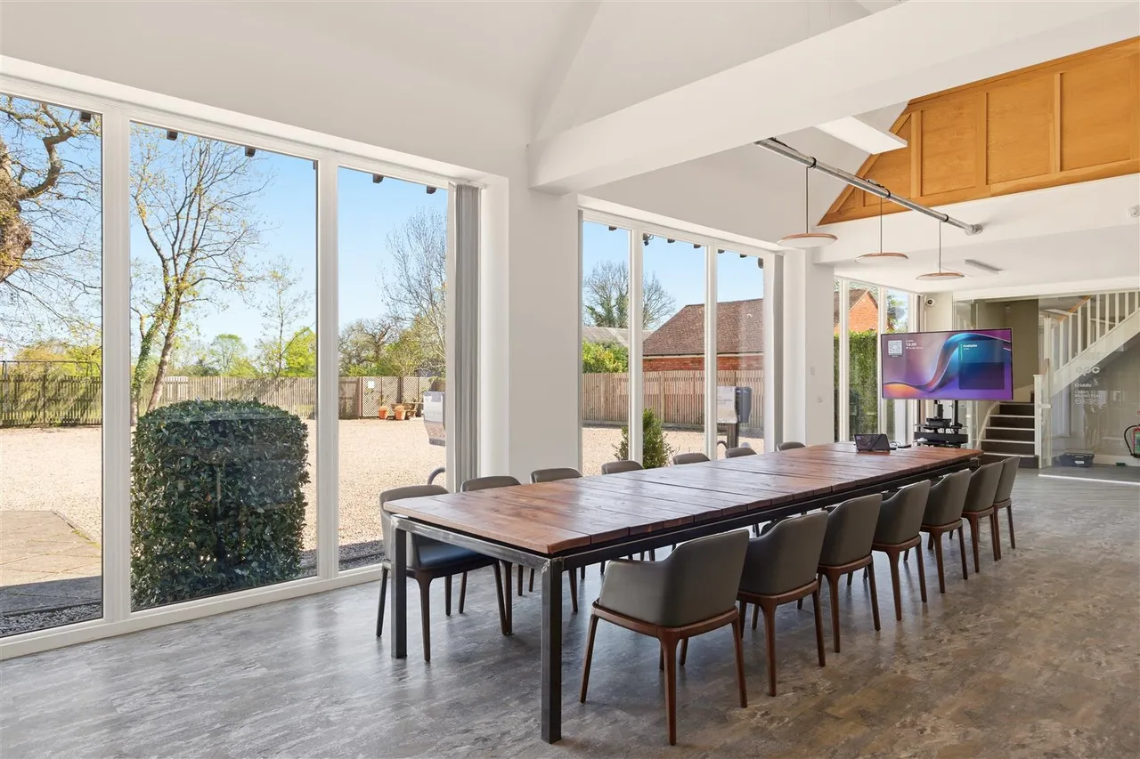 Church Lane, Bickenhill, B92, photo 3